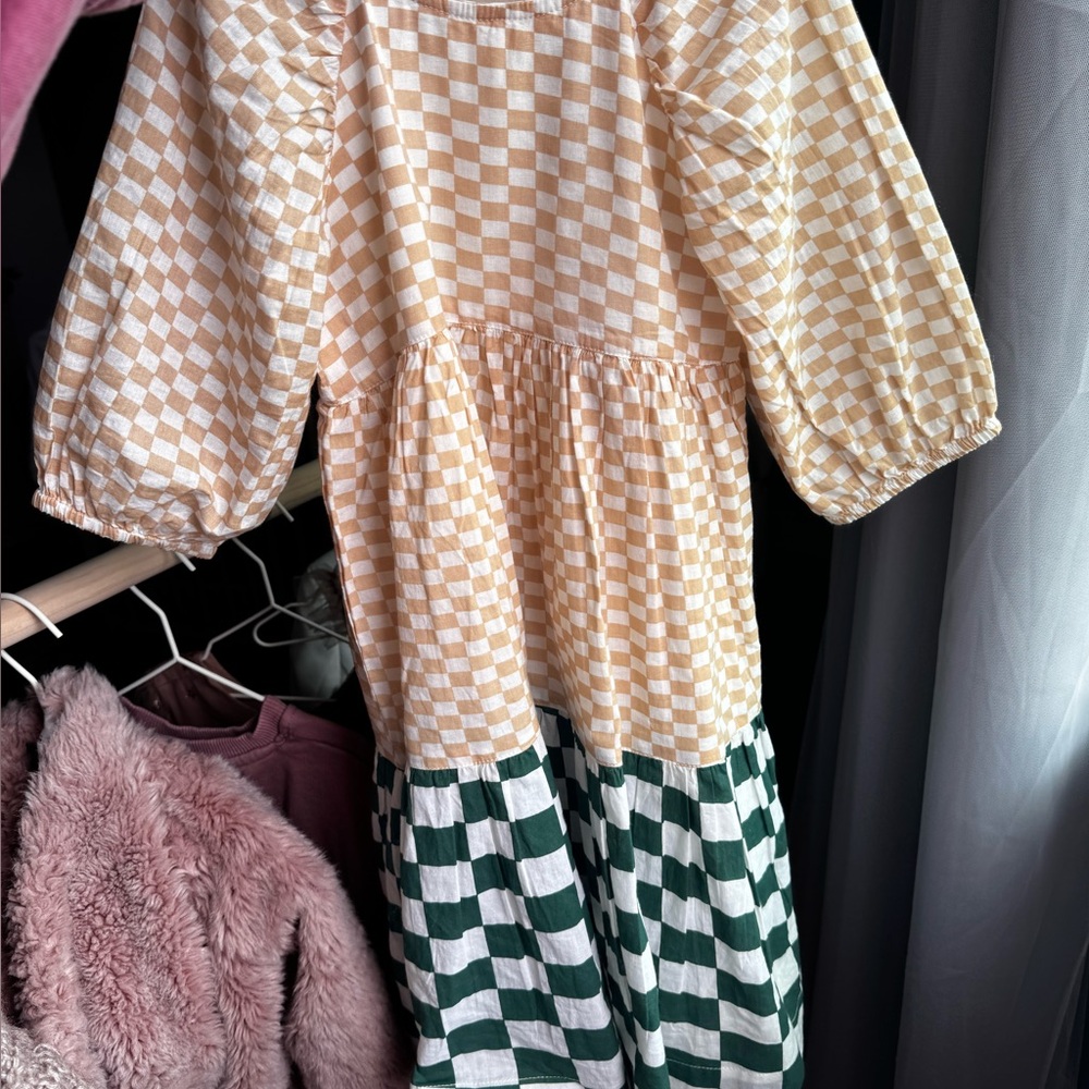 Pink Chicken dress 2T runs big